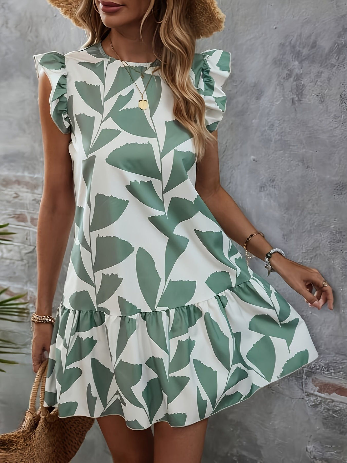 Robe ample à manches volantées et col rond