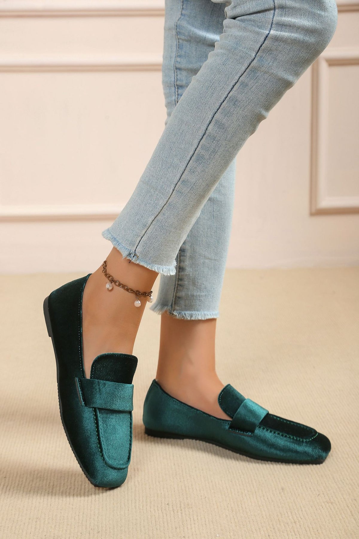 Slip-On Square Toe Backstrap Closure Mary Jane Flats