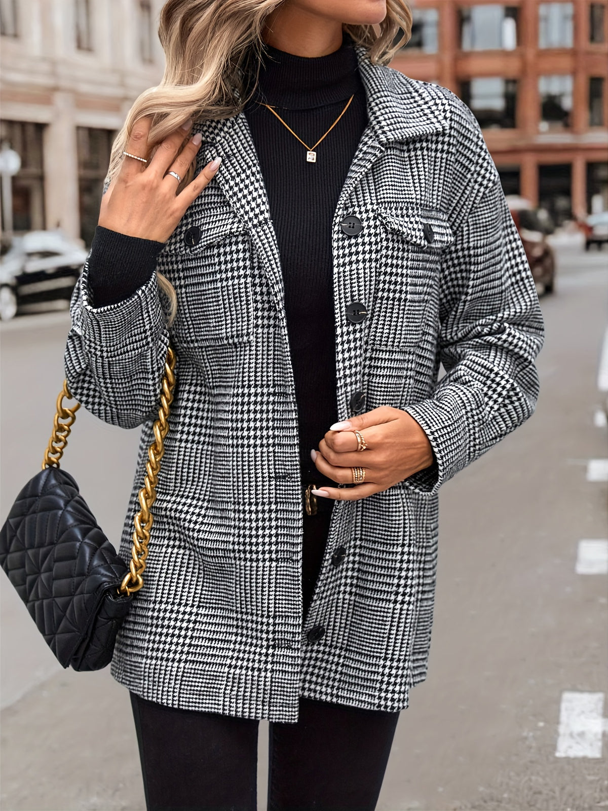 Einreihige Jacke mit Hahnentrittmuster und Pattentaschen