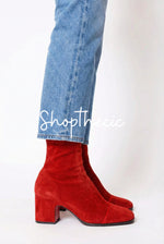 Stivali rossi con tacco medio e punta quadrata Modern Maverick