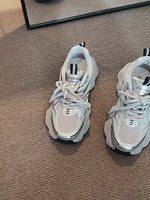 Thick sole heightening mesh lightweight sneakers