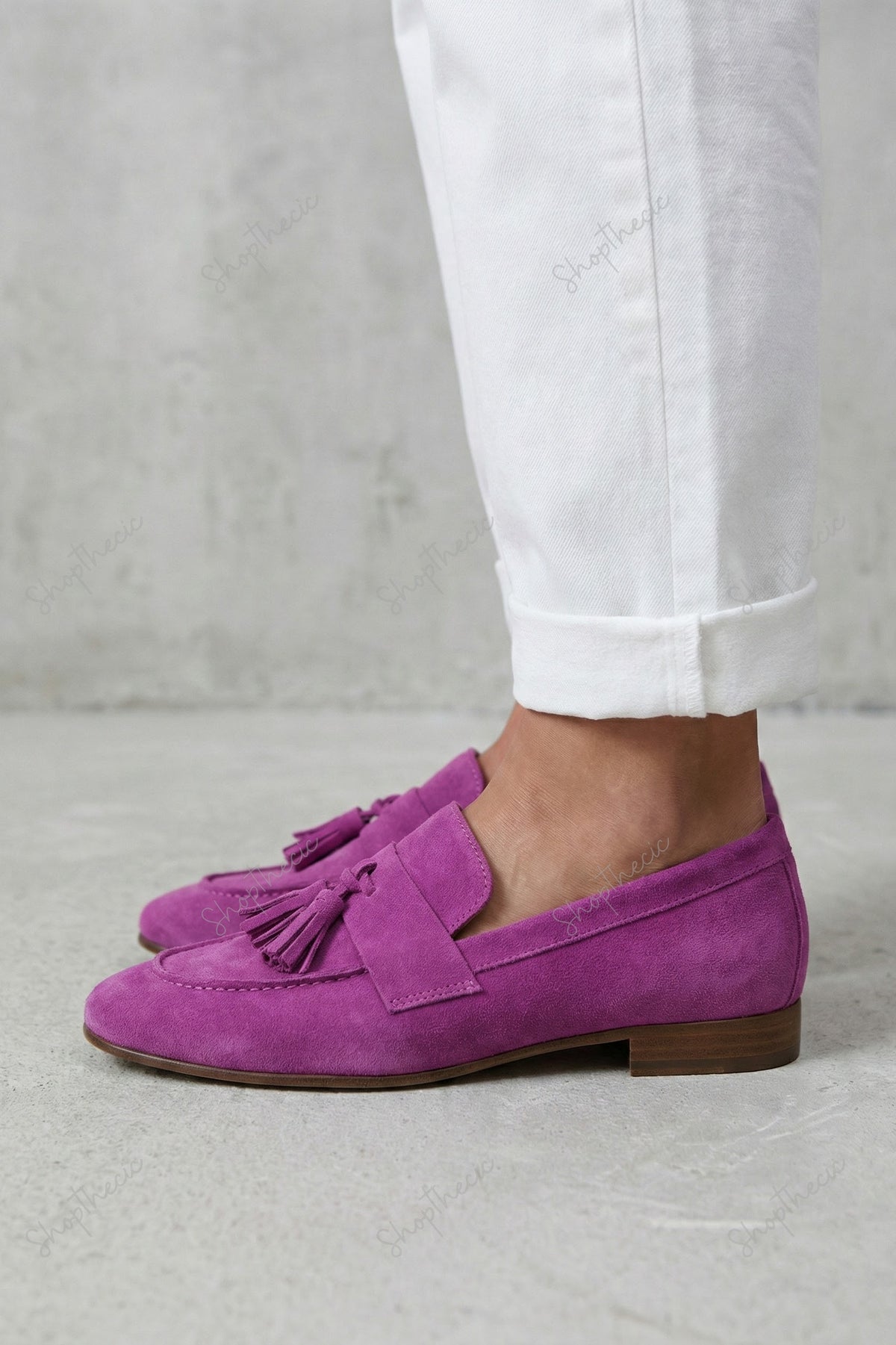 Vintage suede slip-on tassel loafers