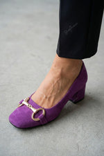 Square-toe suede metal buckle chunky mid-heel shoes