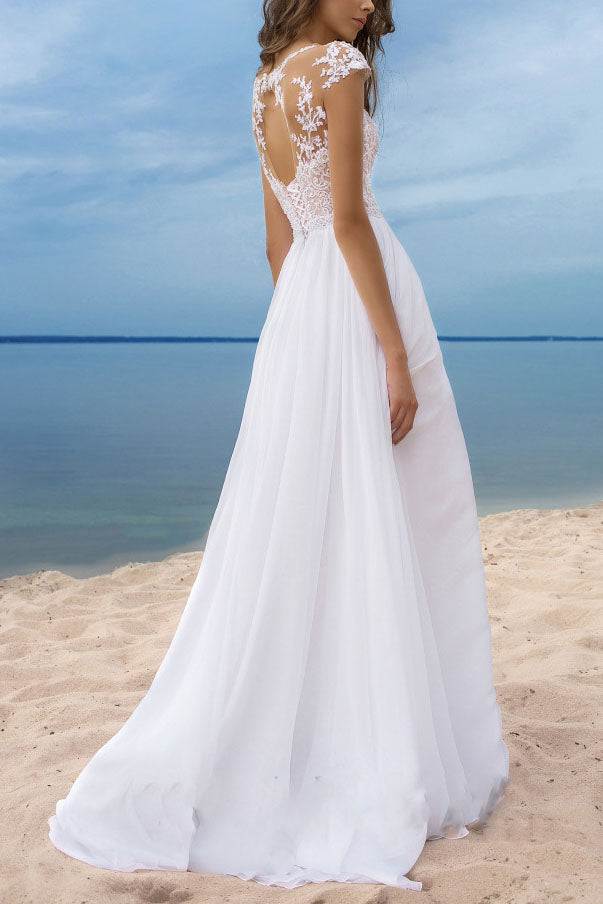 Robe de soirée en mousseline brodée de dentelle
