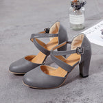 PU-Sandalen mit Kreuzriemen und dickem Absatz