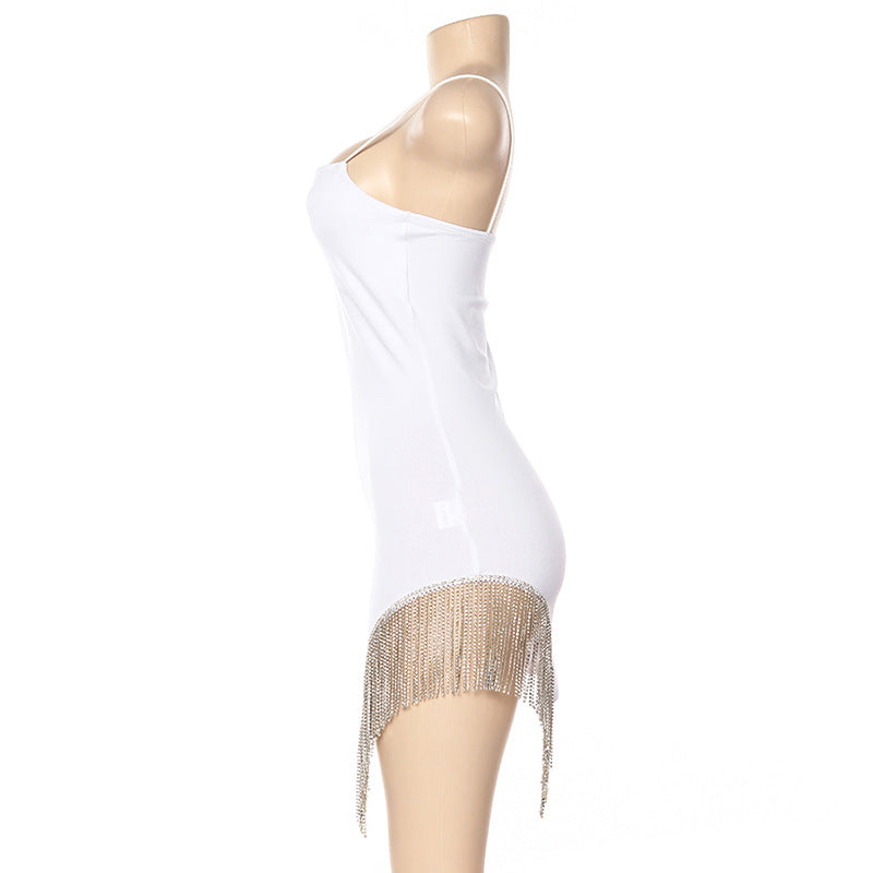 Robe moulante sans bretelles à pompons