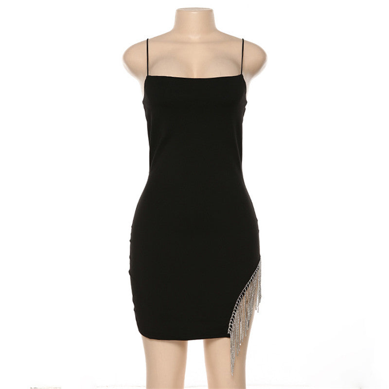 Robe moulante sans bretelles à pompons