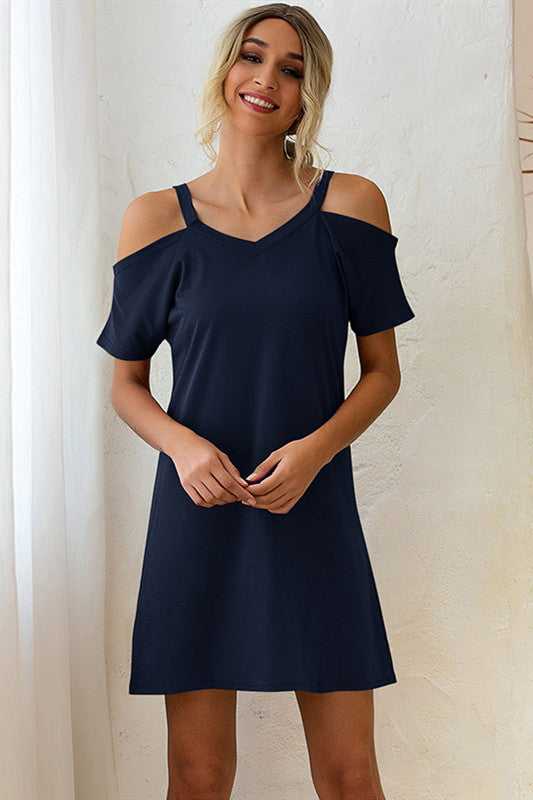Robe ample à manches courtes et col en V à épaules dénudées