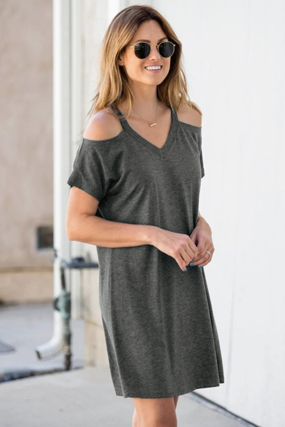 Off shoulder V-neck short sleeve loose dress