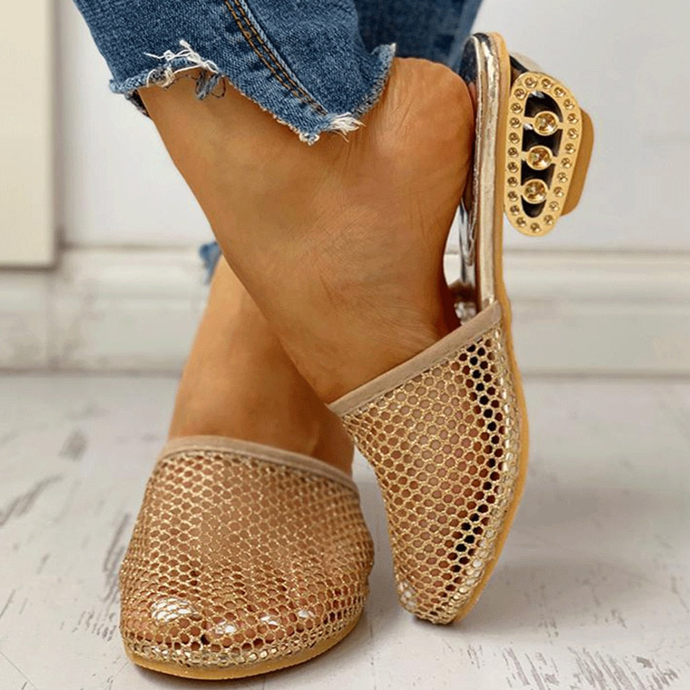 Hohle Mesh-Hausschuhe mit Lochmuster-Absatz
