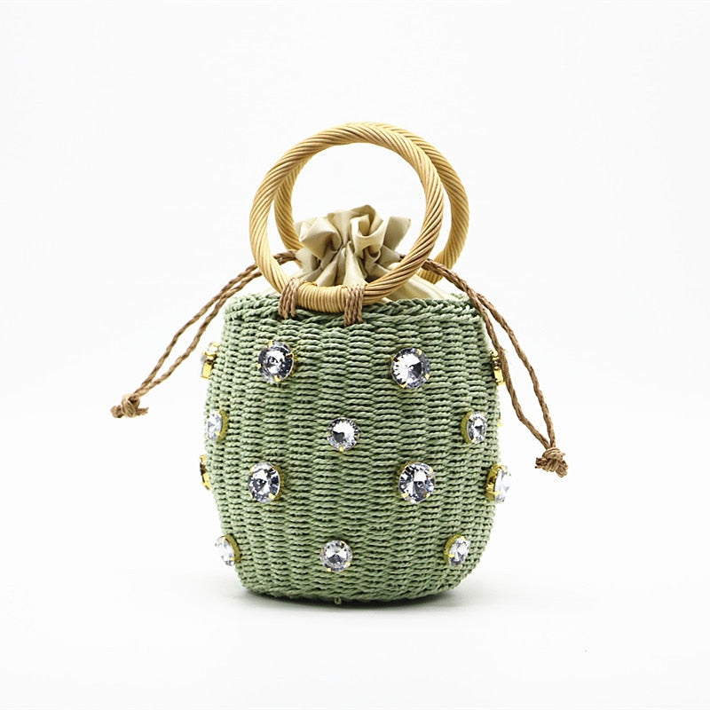 Handgefertigte Strohtasche mit Strass-Kristallen verziert