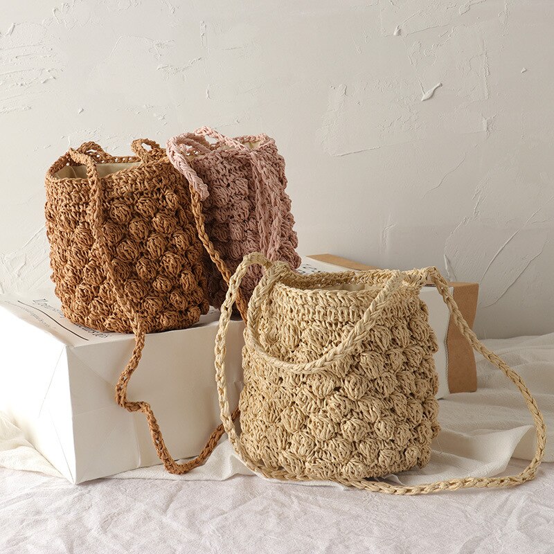 Handgewebte Cossboday-Tasche aus Stroh in Ananas-Optik