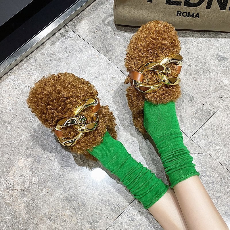 Damen-Mules-Flip-Flops aus pelzigem Pelz und Metall