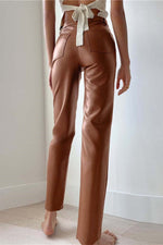 Pantalon droit taille haute en similicuir