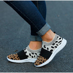 Vulkanisierte Slip-On-Sneaker mit Leopardenmuster