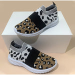 Vulkanisierte Slip-On-Sneaker mit Leopardenmuster