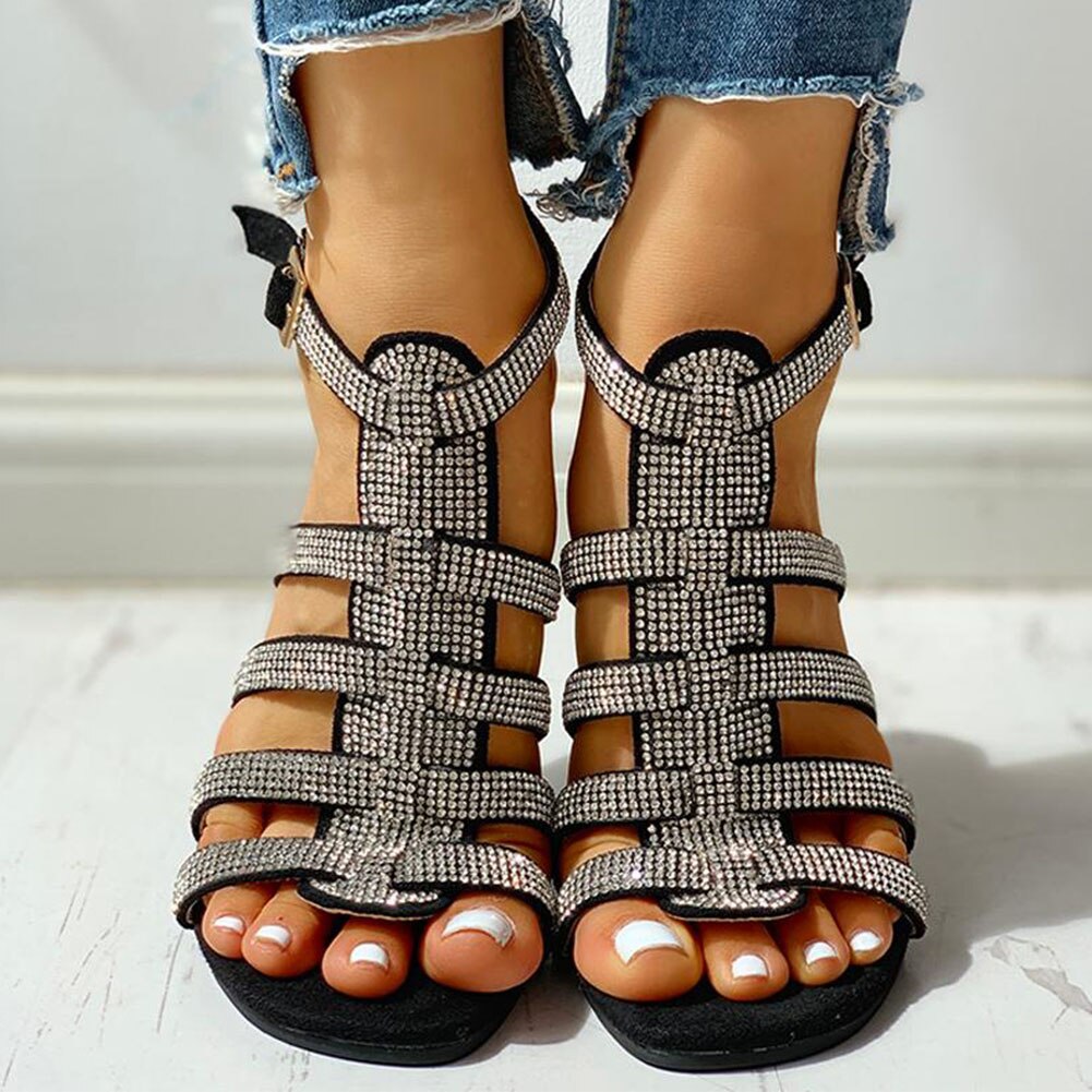 Flache Gladiator-Sandalen
