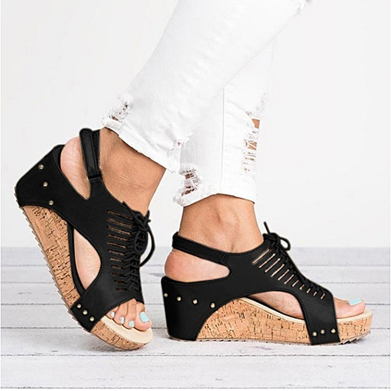 Plateau-Sandalen zum Schnüren