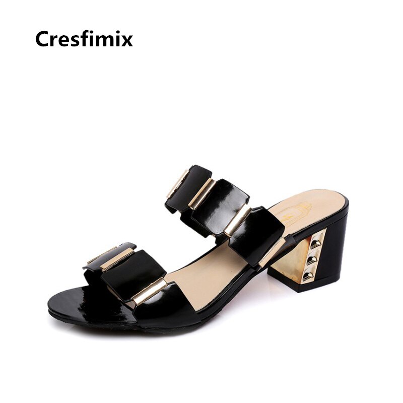 Sandalen aus PU-Leder mit hohem Absatz