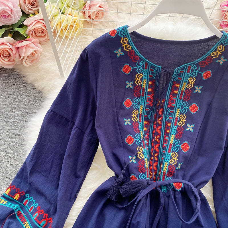 Robe Bressée à Bretelles Florales Vintage à Manches Longues et à Bretelles