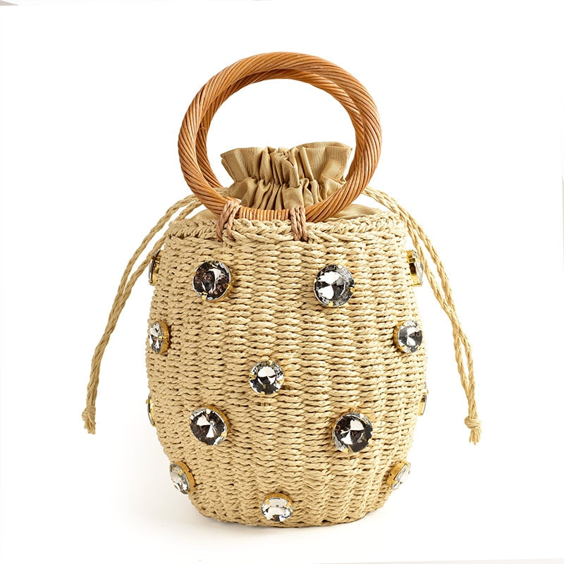 Handgefertigte Strohtasche mit Strass-Kristallen verziert