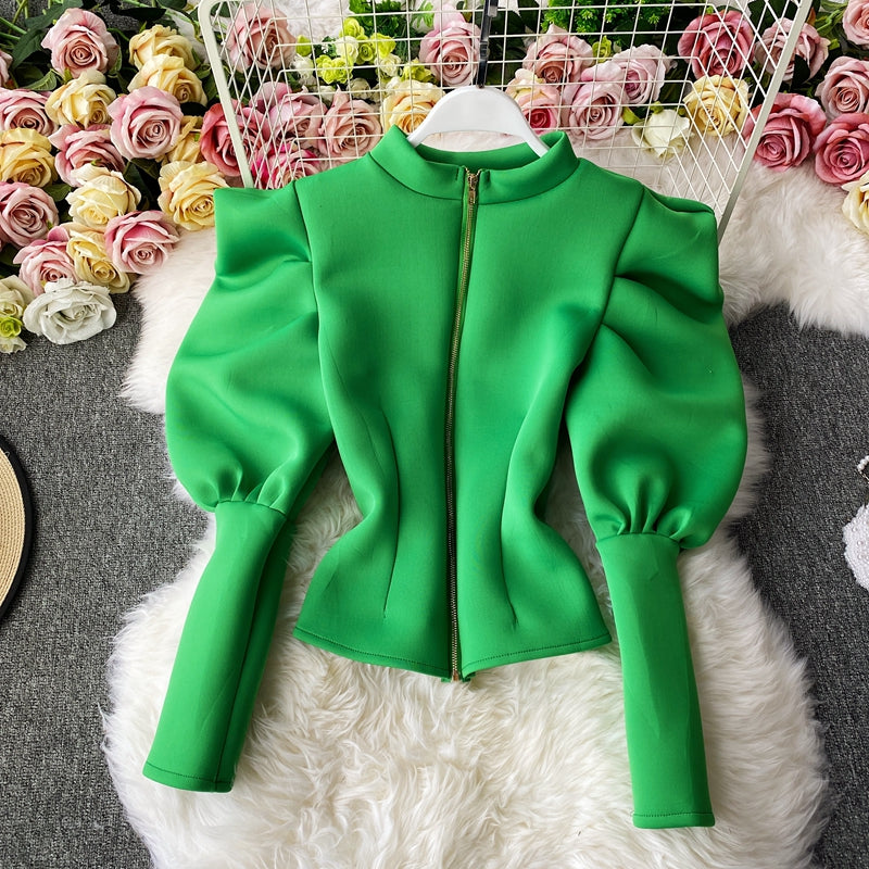 Chemise à manches bouffantes de tempérament