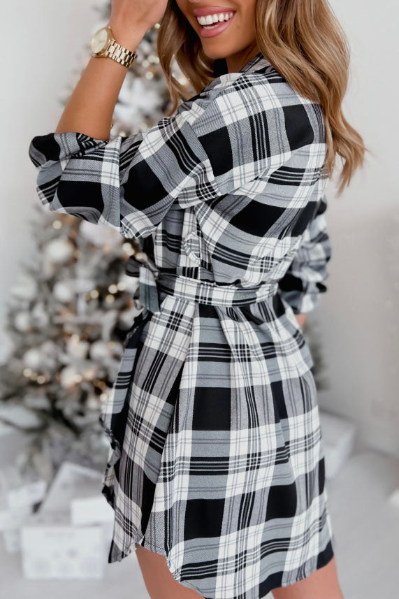 Robe chemise chic à carreaux à lacets