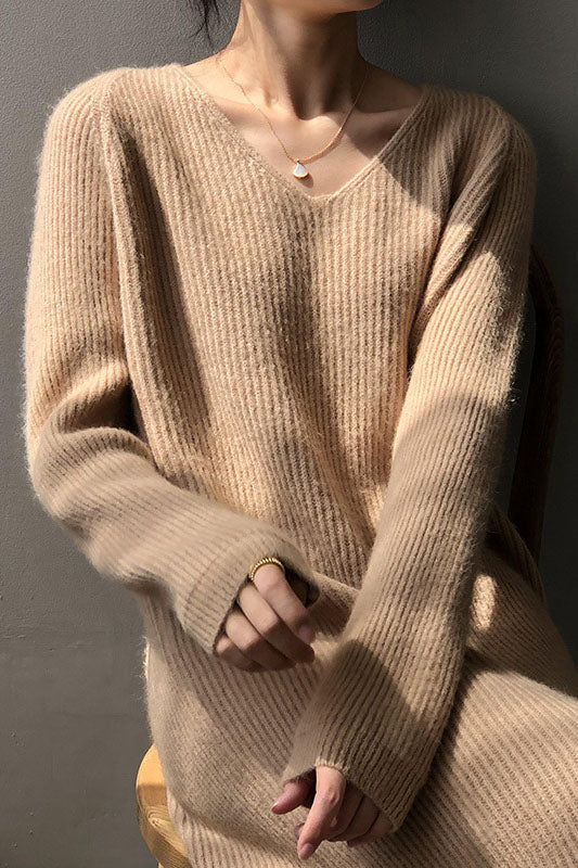 Robe longue basique en maille douillette à col en V