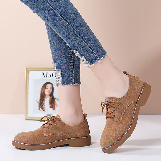 Sapatos de couro lisos clássicos britânicos com cordões