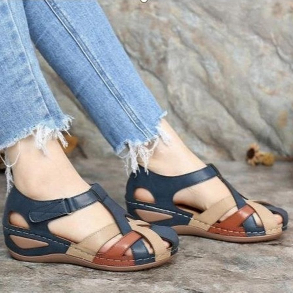 Sandales vintage à bout rond et boucle croisée