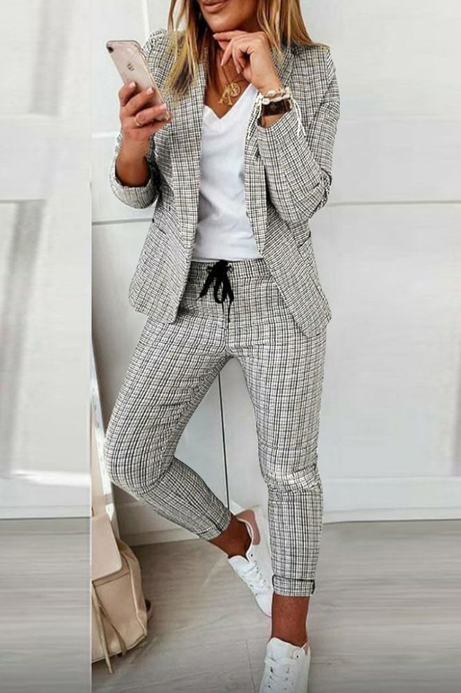 Ensemble manteau blazer à carreaux et pantalon à cordon de serrage