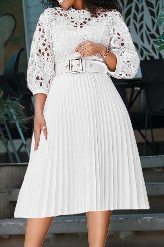 Robe plissée plissée en dentelle au crochet