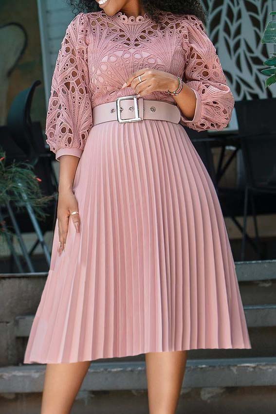 Robe plissée plissée en dentelle au crochet