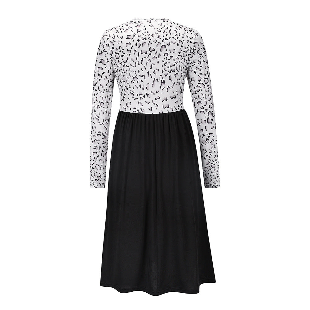 Robe tricotée à lacets et empiècements léopard