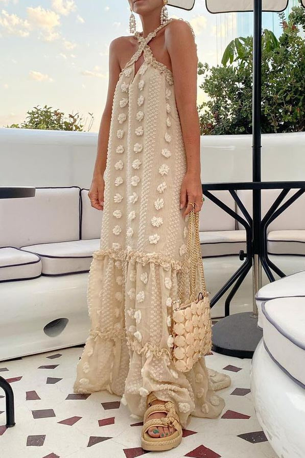 Dreidimensionales Kuchenkleid mit Neckholder