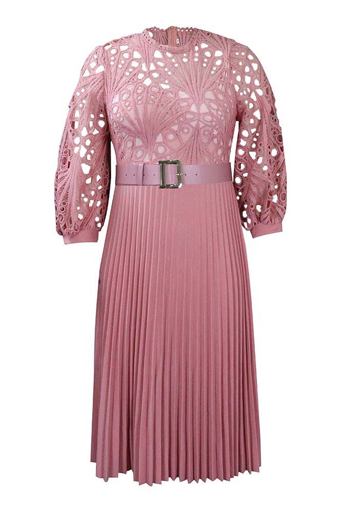 Robe plissée plissée en dentelle au crochet