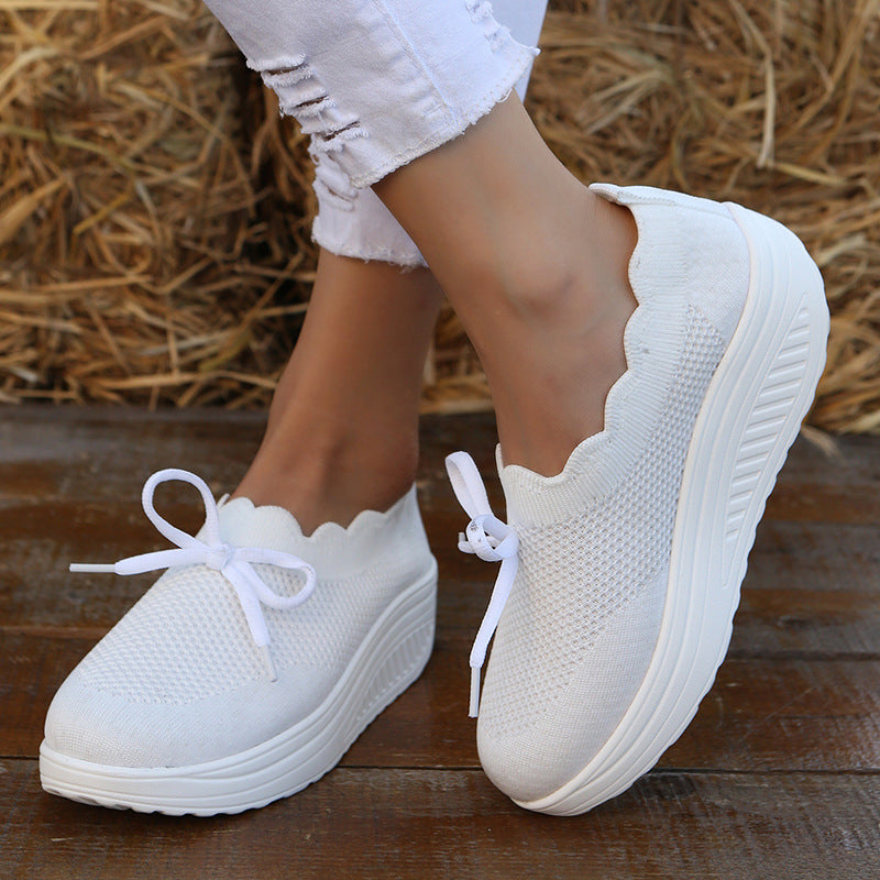 Flyknit-Mesh-Plateau-Sneaker mit Schleife