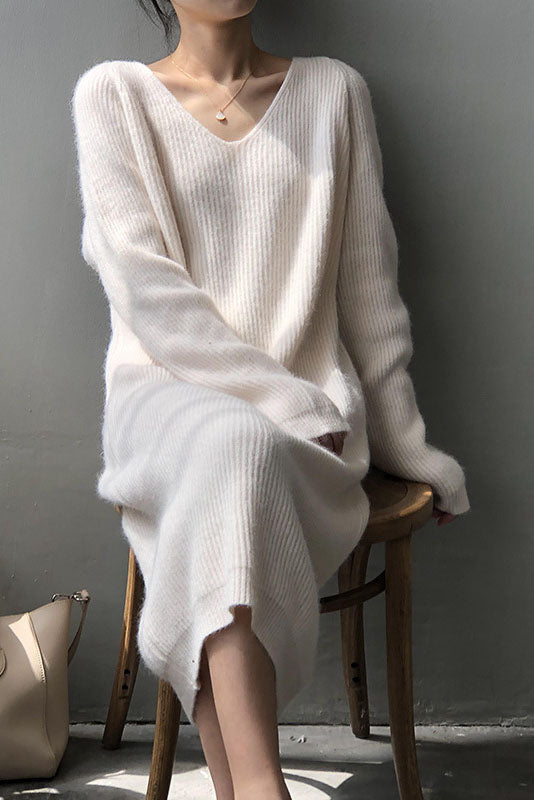 Robe longue basique en maille douillette à col en V