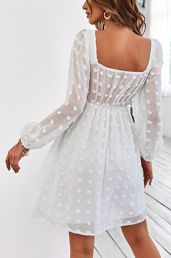 Apprenez à aimer la robe en dentelle blanche