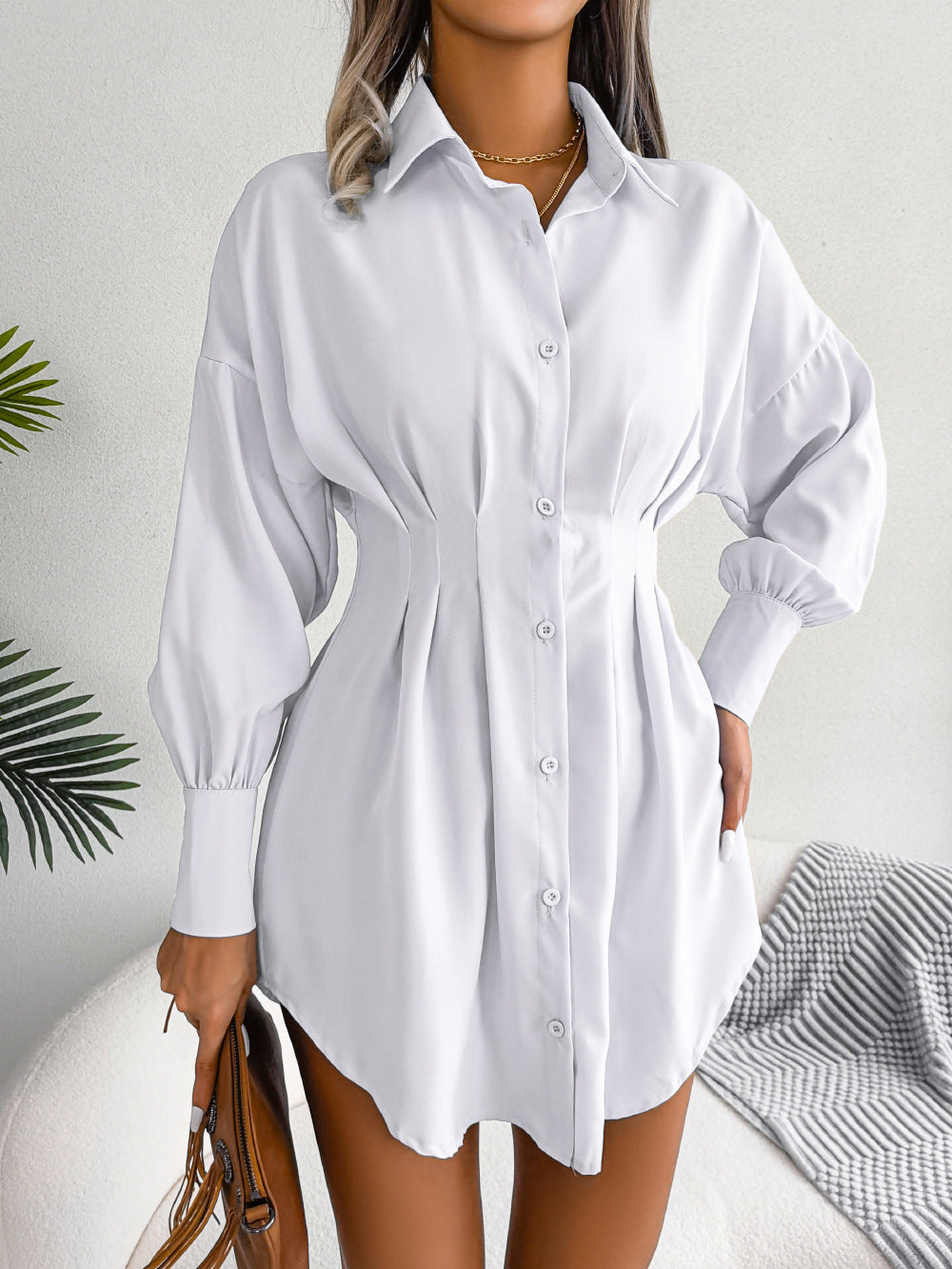 Robe chemise asymétrique à manches lanternes et taille