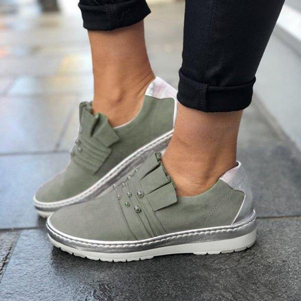 Casual Artificial Pearl Decoration Solid Color Sneakers - Pavacat