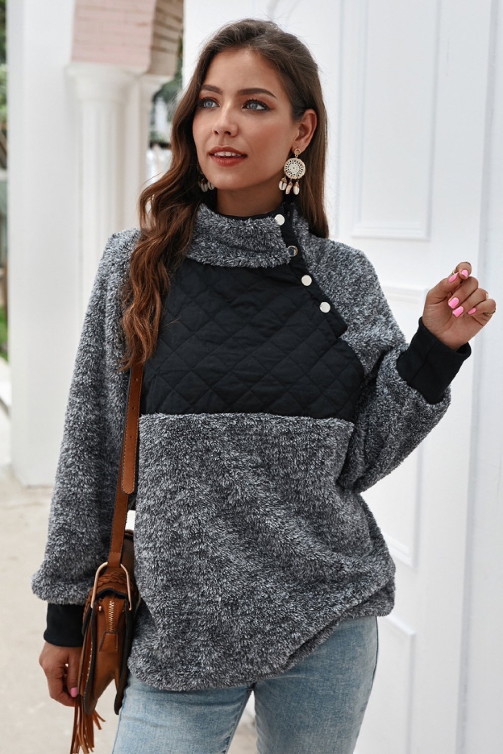 Color Block High Neck Buttons Sweatshirt - Pavacat