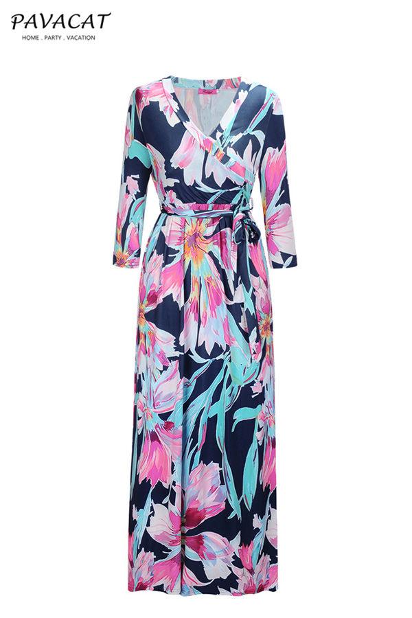 Robe longue fleurie à manches mi-longues