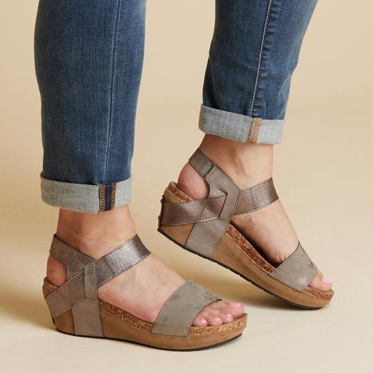 Large Size Summer Med Wedge Comfortable Platform Sandals Sandals Pavacat US5.5(LABEL SIZE 35) Khaki 