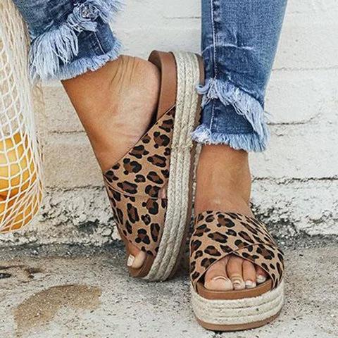 Plus Size Peep Toe Platform Sandals Slip-on Slippers Sandals Pavacat 
