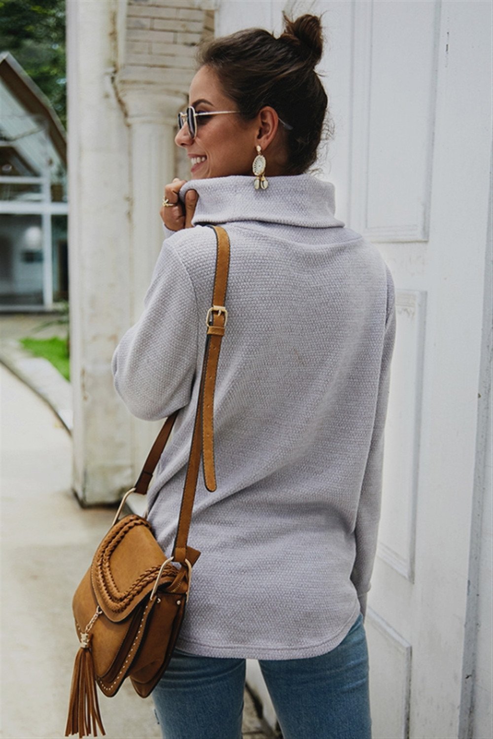 Pure Color High Neck Twist Sweater - Pavacat