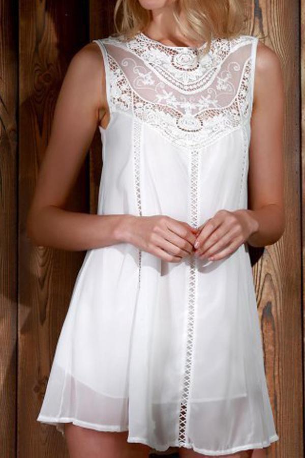 Robe ample à bretelles