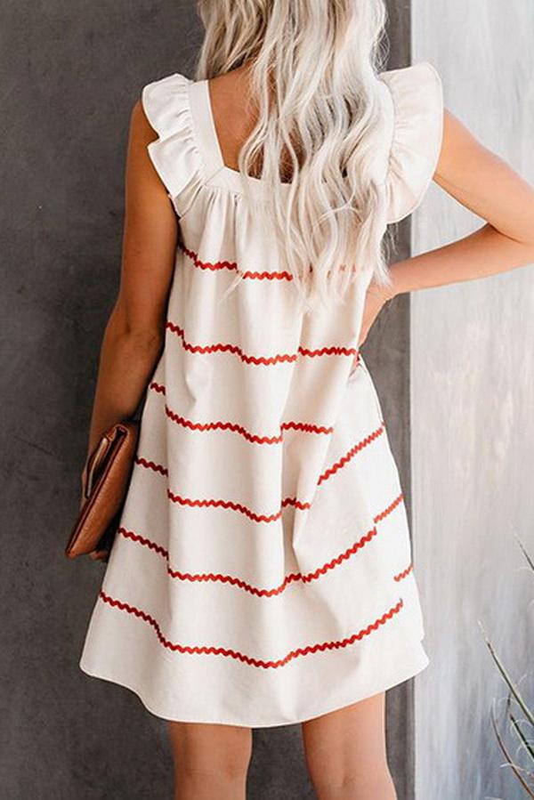 Robe en mousseline à manches courtes et col en V