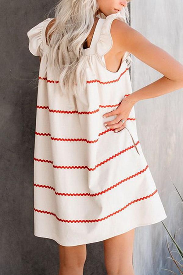 Robe en mousseline à manches courtes et col en V