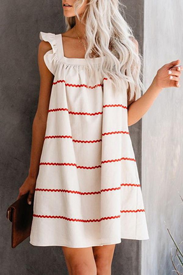 Robe en mousseline à manches courtes et col en V